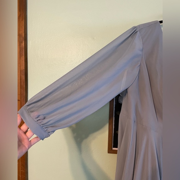 Custom Dresses - Picture 4 of 5